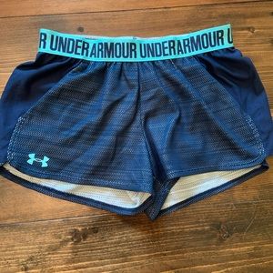 Women’s size medium Under Armour shorts